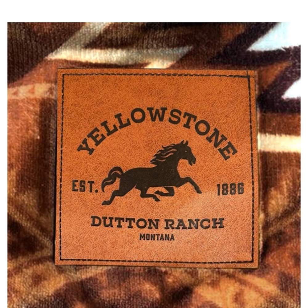 COPY - Yellowstone Sherpa Silk Touch Reversible Large Blanket 60 x 70 ends 11-2… - Picture 5 of 5